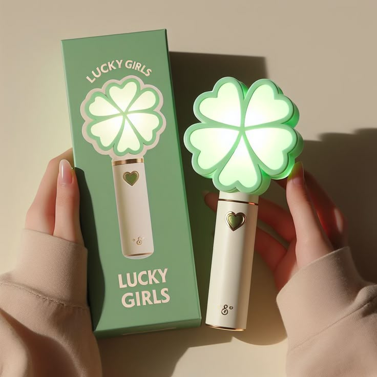 ShhIAmMoon tweet media