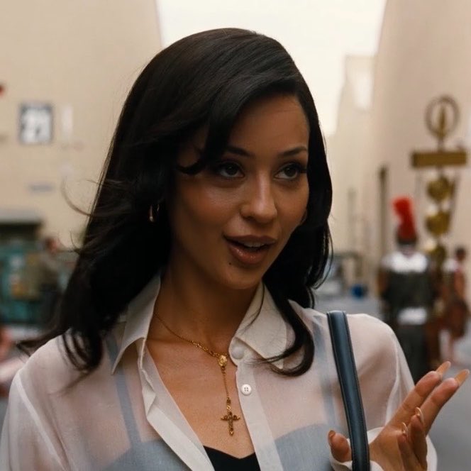 h ⋆˚࿔ tweet media