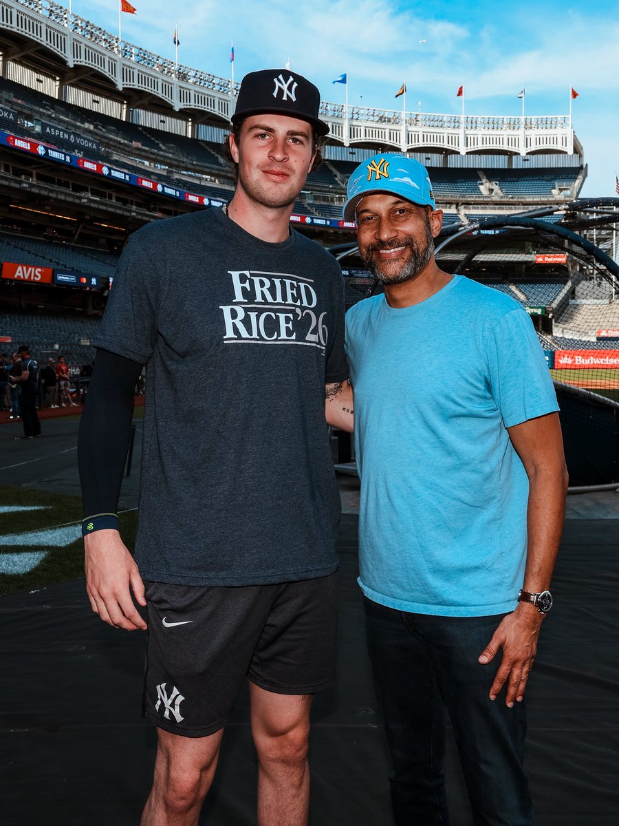 Yankee Stadium tweet media