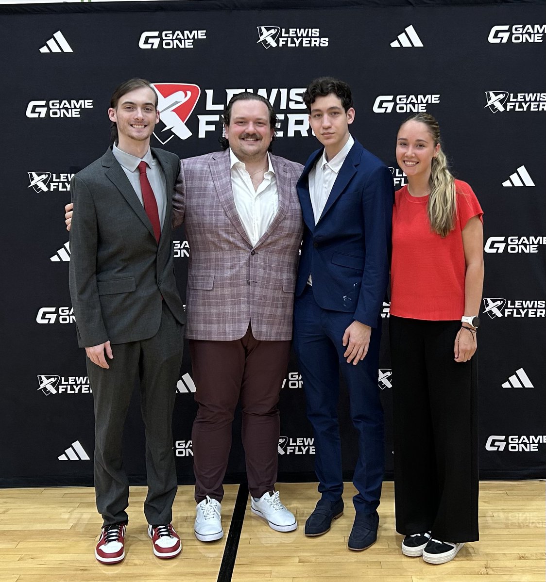 Extremely proud of our Ath Comm crew  today!

Isaac, Kyra and Ryan helped get our <a href="/LewisMBBall/">Lewis Men's Hoops</a> introductory press conference off the ground with great broadcasting, video &amp; photo. 

These three will be AMAZING at any school that they go to!

#FlyAsOne | <a href="/CollSportsComm/">College Sports Communicators</a>
