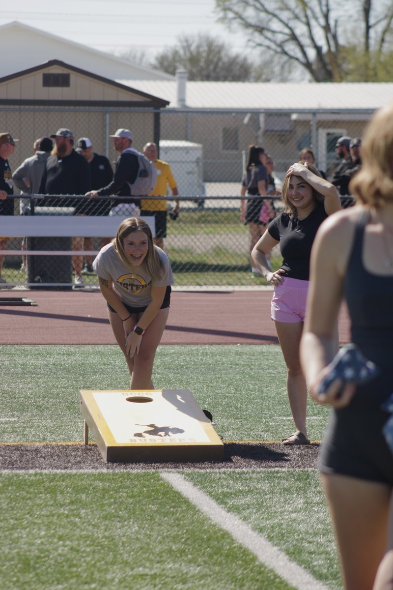 GCCCBroncbuster's tweet image. G-SALT Summit Week was one for the books! 💪🔥 From pickleball and volleyball to speakers, a picnic, and games, our student-athletes showed what leadership and teamwork look like on and off the field. #GCCC #GSALT #StudentAthletes #FromHere