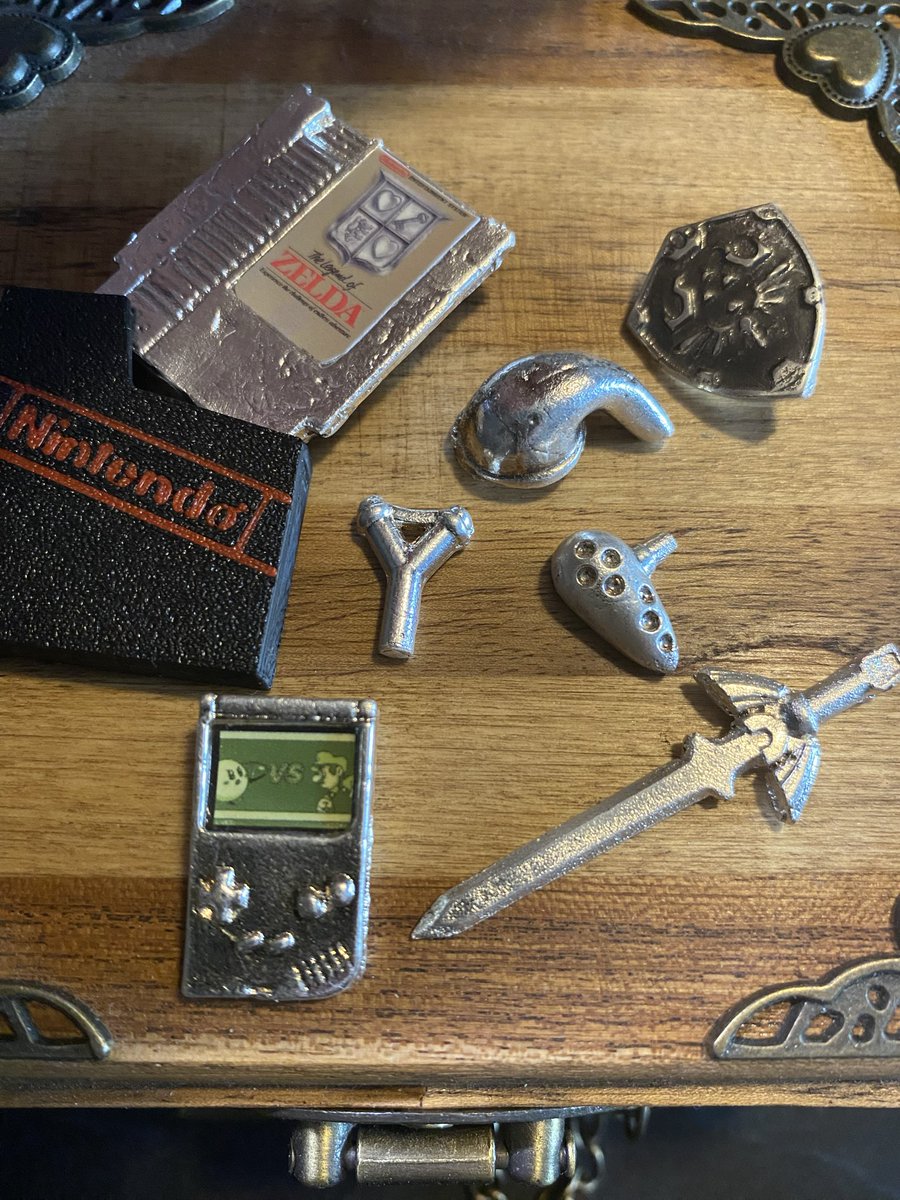 BugOutBullion's tweet photo. Some Nintendo Hand Pours!!
#Zelda #silver #preciousmetals #HandPours #Nintendo https://t.co/E5DWy7N13S