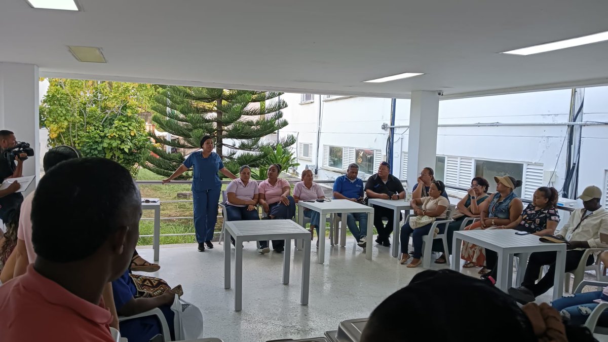 Radio Nacional CO tweet media