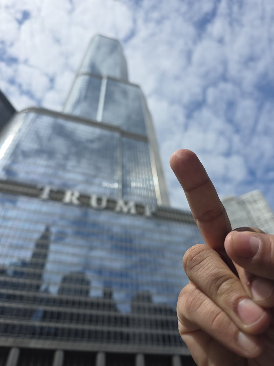 Ronald Toro tweet media