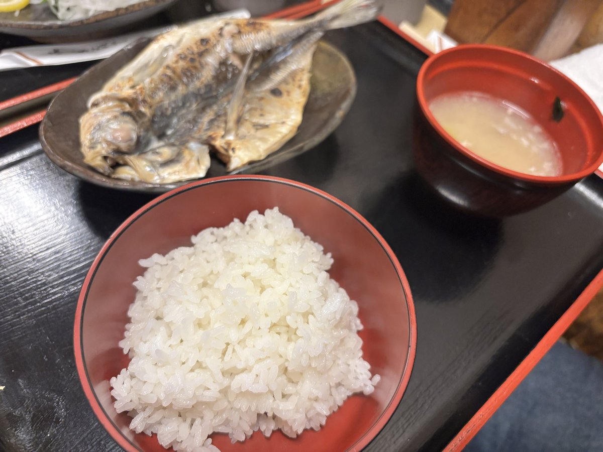 YOU_RASCAL2995's tweet photo. 熱海到着🛬まずは腹ごしらえ https://t.co/luWzEdaXgq