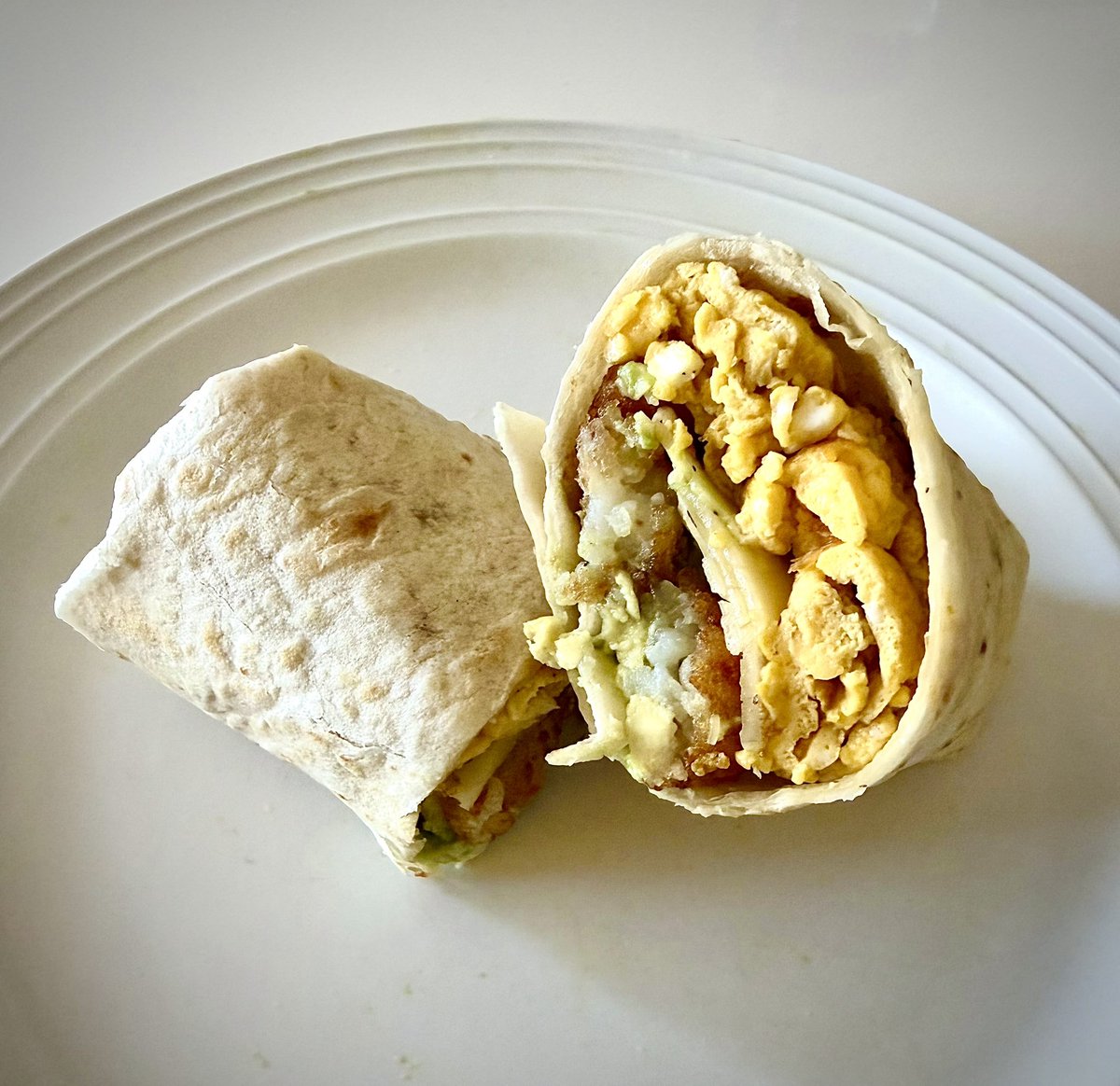 myseaofdreams's tweet photo. Still high from #Taemchella 
To celebrate Taemin’s successful performance at Coachella, I made breakfast burrito inspired by his favorite Wake &amp; Late. 

 #TAEMIN #coachella #Taemin_cochella https://t.co/nJb9oXzViu