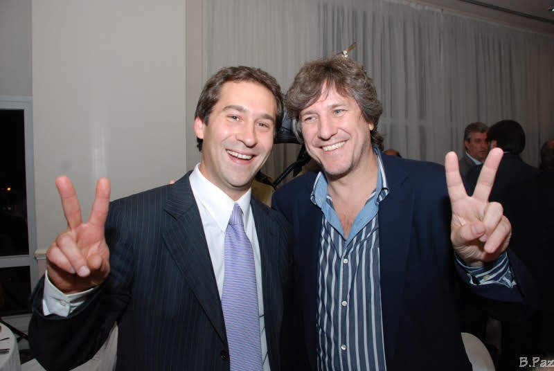 El implacable tweet media