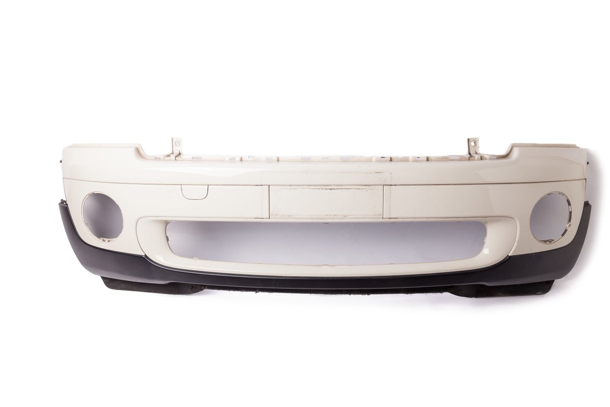 DGCollisionCtr's tweet image. A bumper isn’t just for minor impacts anymore. It supports safety systems and helps control how force moves through your vehicle during a crash. #Driving #Cars #Collision #AutoBody bit.ly/4c0x9Xs