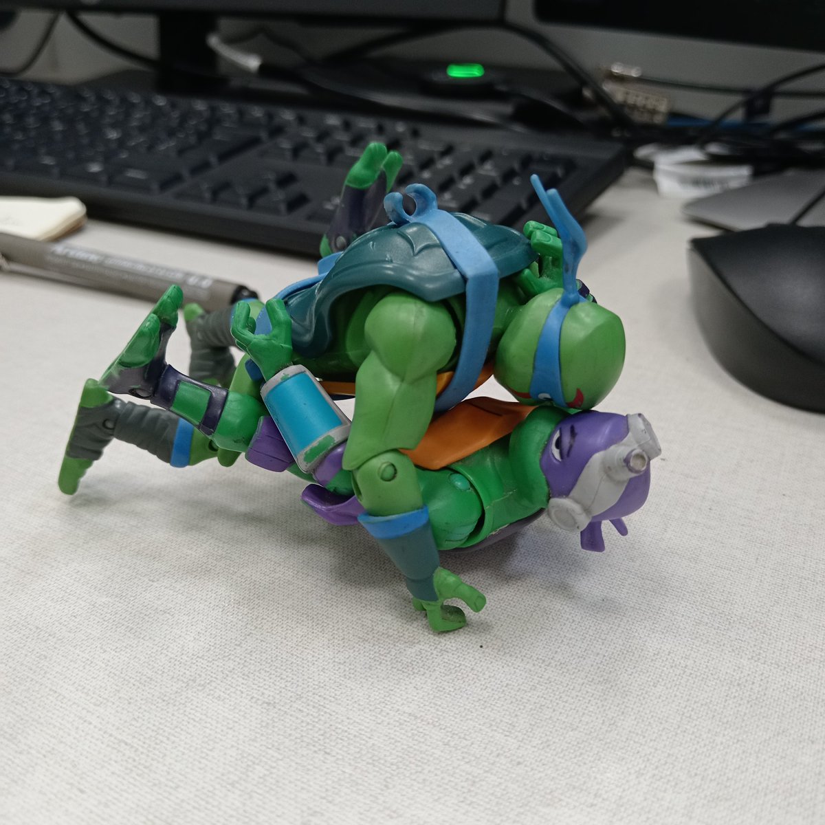 【 colin floweylover 🔞】OPEN COMMS tweet media