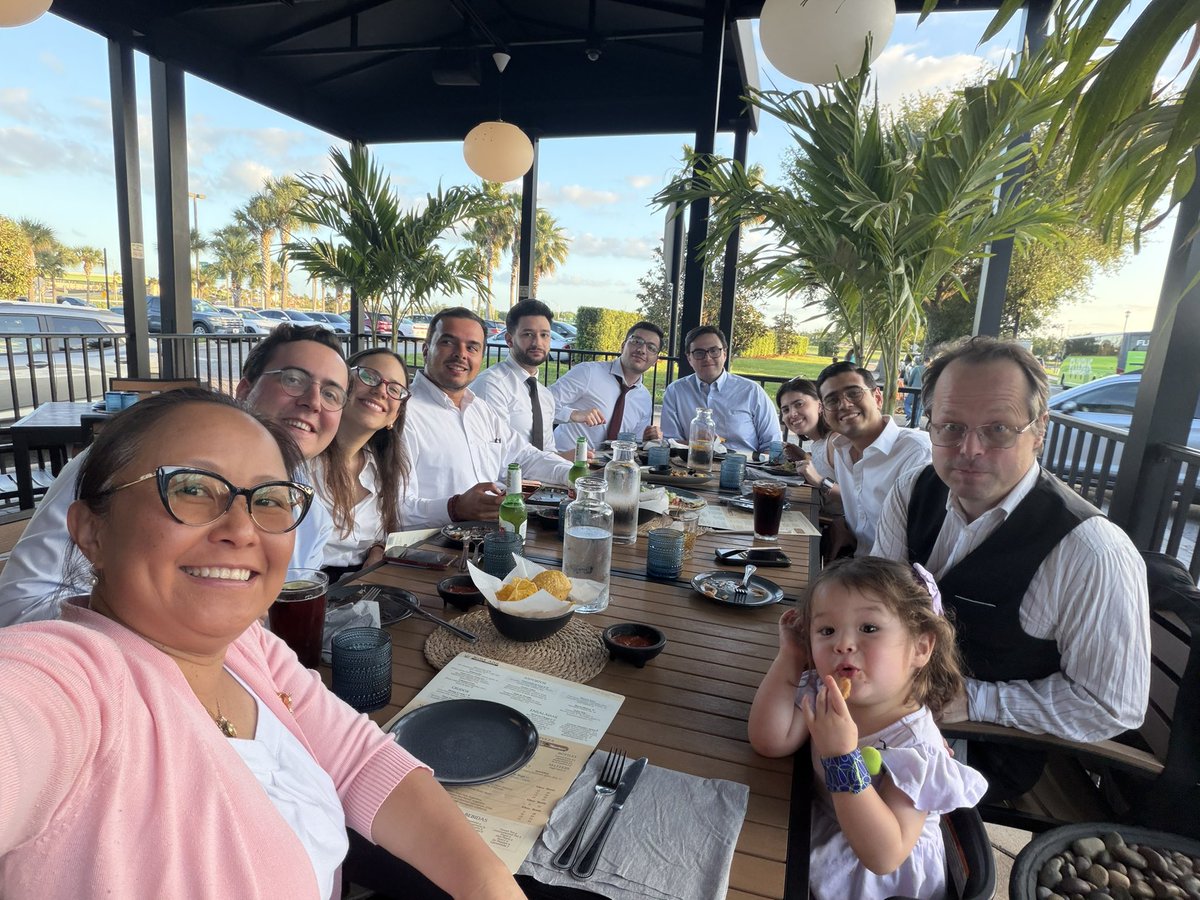 ErbenYoung's tweet image. Excellent representation from @MayoJaxGenSurg and #MayoJaxVascResearch teams at @AmCollSurgeons #FloridaChapter won #TeamJeopardy @PolaniaPolania9 @CamilaEsquetini @adeeb_m75517 @EkinInalMD #DiegoSanchezCalderin