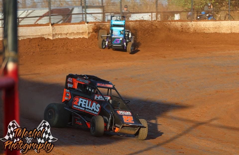 POWRi_Racing's tweet photo. We’re headed to the city this weekend!

Mini Sprint Nationals at I-44 Speedway.

Elbows up. 🔝 https://t.co/ra7CI0bLoO