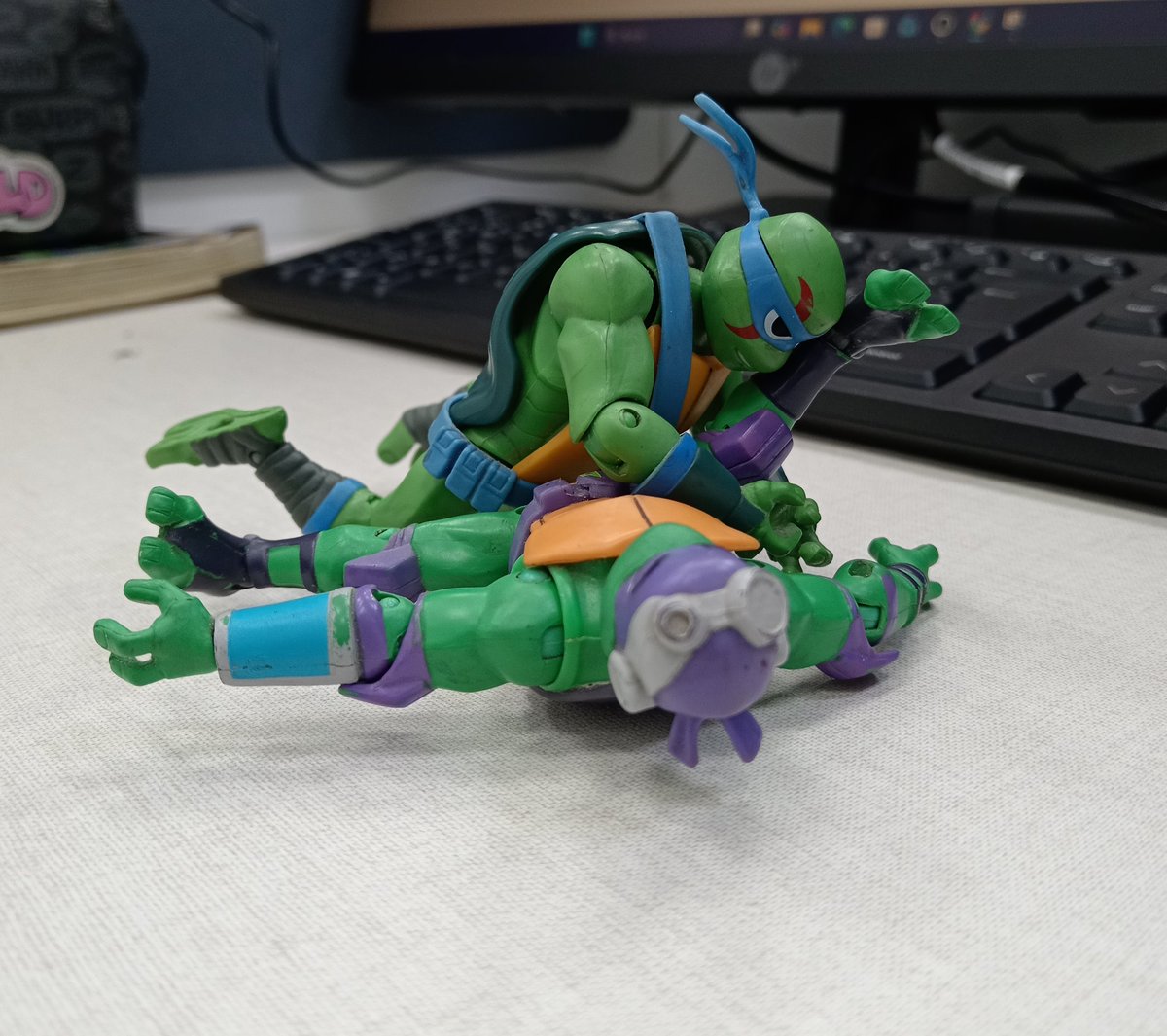 【 colin floweylover 🔞】OPEN COMMS tweet media