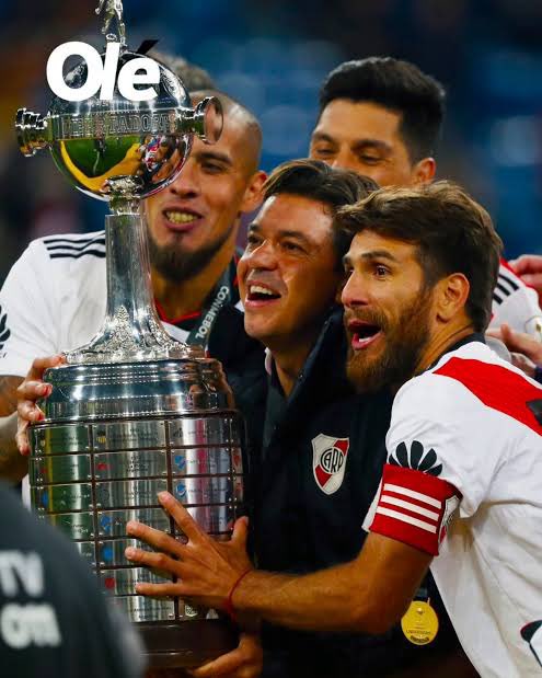 <a href="/AleA7Xx1/">Colapinto bostero</a> Mal, una verguenza un partido del torneo local