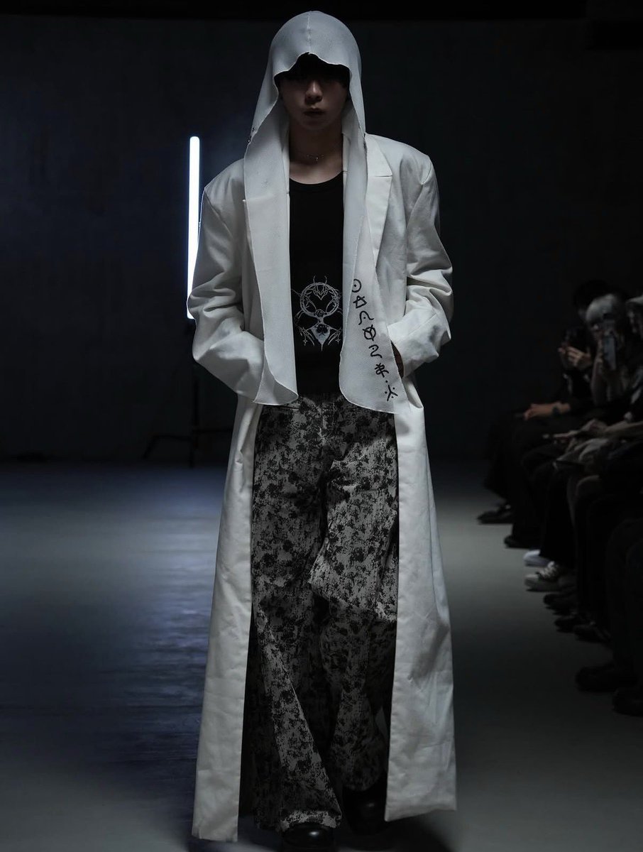 fashionshow_FDL's tweet photo. 【4/17説明会 受付中】 

RESERVATION:
4/17予約フォーム
https://t.co/EHQCEoaRLa https://t.co/lrILA98xvT