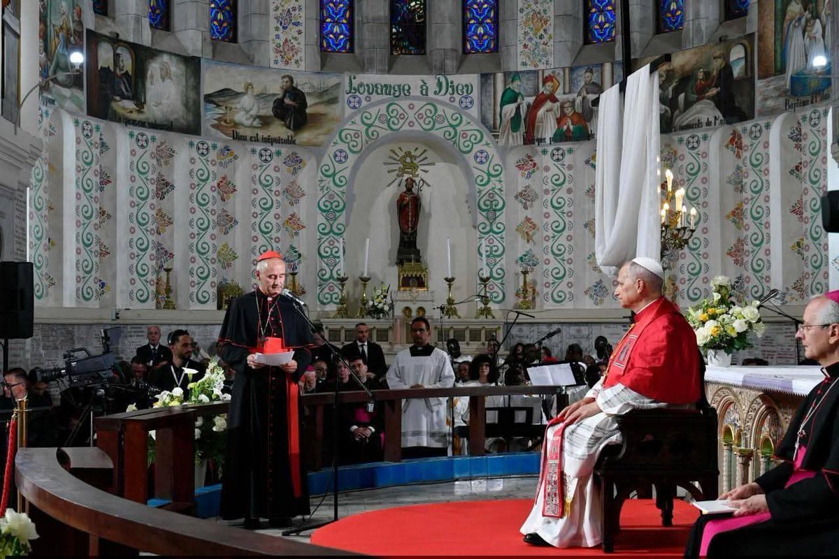 ambalgerieparis's tweet image. À #Alger 🇩🇿, Sa Sainteté le Pape Léon XIV @Pontifex s'est rendu à la Basilique #NotreDameDAfrique.

#Algérie #Vatican #PapeEnAlgérie