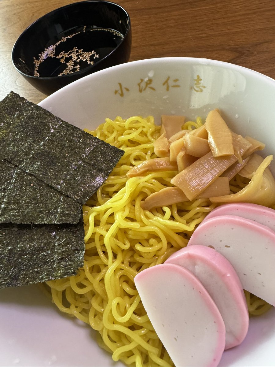 小沢仁志 tweet media