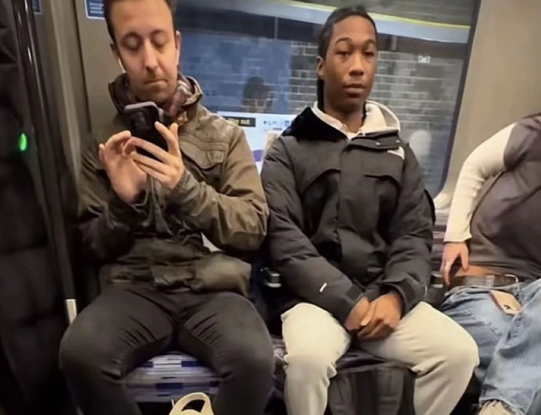 june ✽ replaying pokemon scarlet tweet media