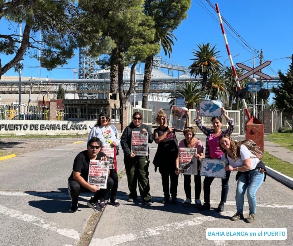 PCRargentina's tweet photo. 𝗠𝗲𝘀 𝗱𝗲 𝗹𝗮 𝗽𝗿𝗲𝗻𝘀𝗮 𝗰𝗼𝗺𝘂𝗻𝗶𝘀𝘁𝗮 𝗿𝗲𝘃𝗼𝗹𝘂𝗰𝗶𝗼𝗻𝗮𝗿𝗶𝗮

Como todos los años, desde el 8 de abril hasta el 6 de mayo, realizamos esta actividad anual con el semanario 𝙝𝙤𝙮 y la revista 𝗖𝗵𝗶𝘀𝗽𝗮 de la JCR.

Compartimos postales de las primeras actividades difundiendo nuestro semanario en puertas de fábrica, barrios, zonas rurales, entre los estudiantes, con nuestras propuestas para enfrentar la política de ajuste, entrega de nuestra soberanía y represión del gobierno de Milei.

Por miles de nuevos lectores del #SemanarioHoy y la #RevistaChispa de la JCR.

¡Suscribite! a la prensa en la que el pueblo y sus luchas son los protagonistas