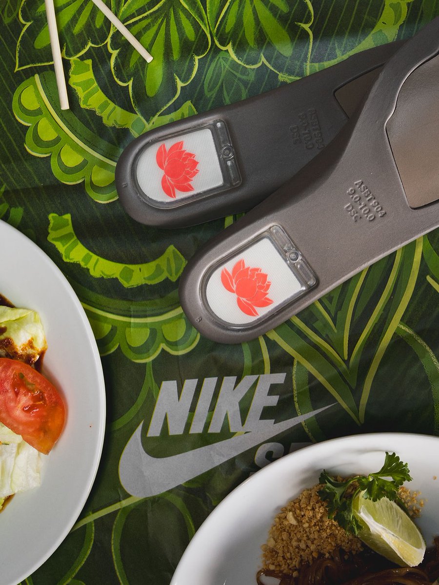 JustFreshKicks tweet media
