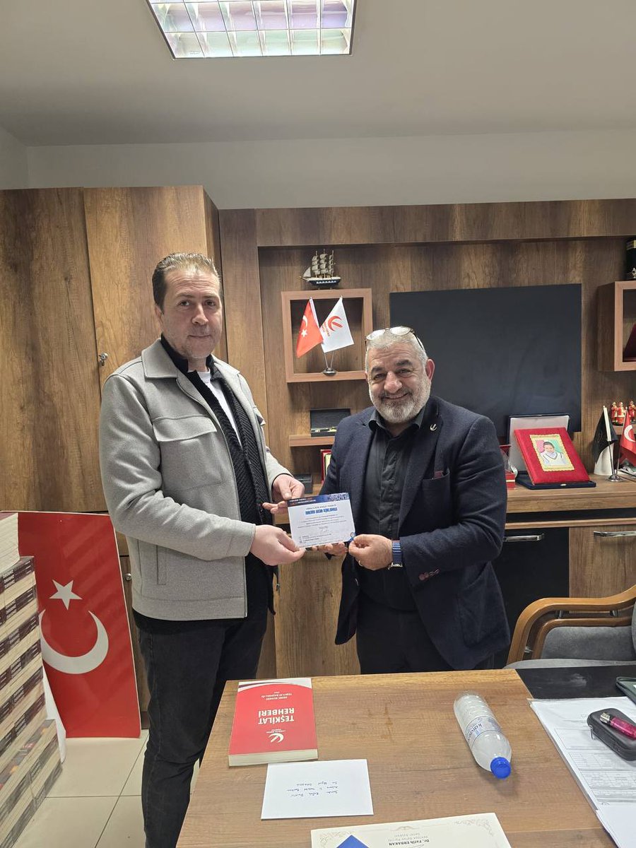 Emeklilikte Adalet Derneği (EMADDER) Ankara yönetim ekibinin
Nazik davetleri için teşekkür ederiz. Dün olduğu gibi, bugün de mağdurlarımızın yanında olacağız inşallah👍
<a href="/EmadDernegi/">EMEKLİLİKTE ADALET DERNEĞİ ⚖️</a> 
<a href="/erbakanfatih/">Dr. Fatih Erbakan</a>