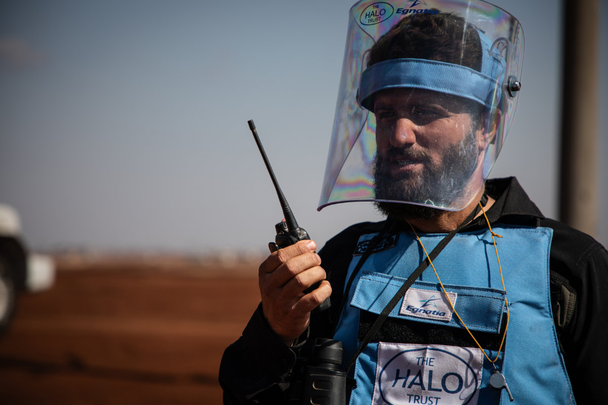 arabnews's tweet image. #SPOTLIGHT: New #UXO from cross‑border strikes &amp;amp; #Iran war increase #Syria’s explosive contamination, just as #MineAction funding falls short arab.news/cukqv