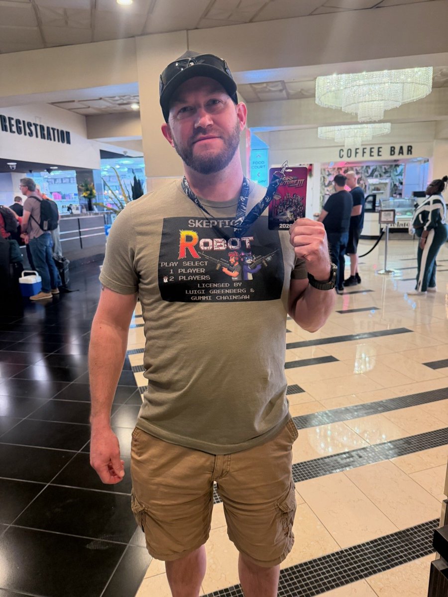 Gummi Chainsaw tweet media