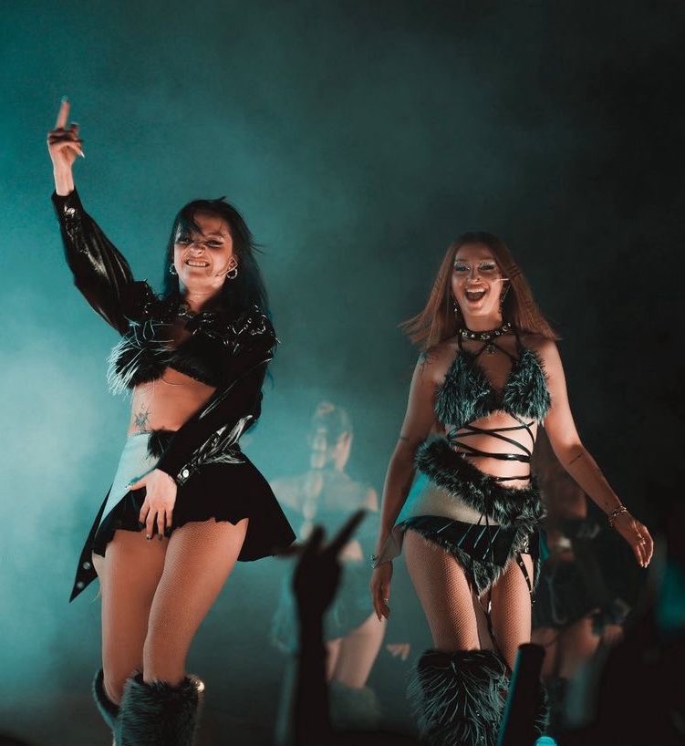 bende bu ikiliye yanıyorum