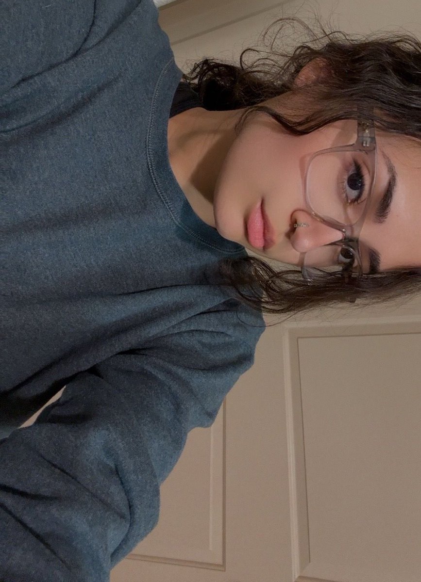 robin ♡ (@radicalrobin_) on Twitter photo 