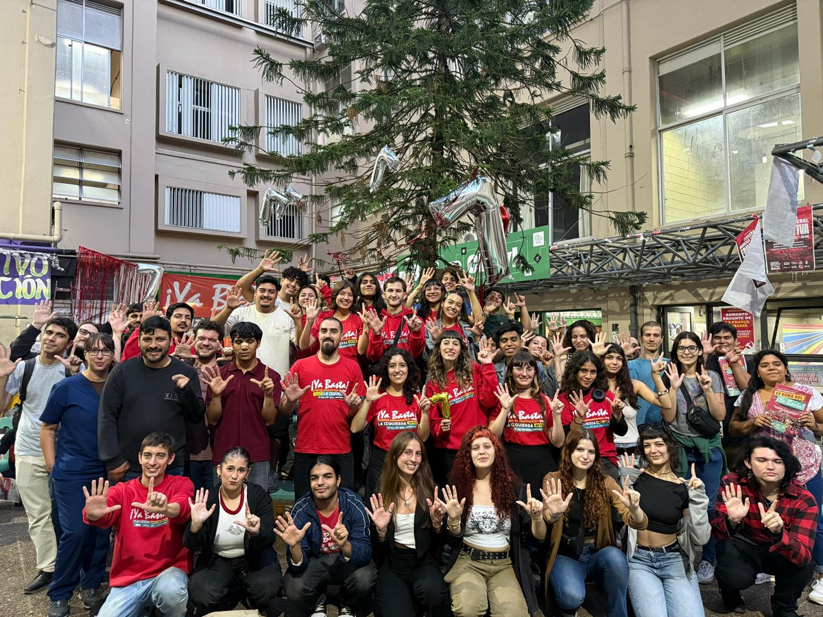 CON LA FUERZA DE LES ESTUDIANTES VAMOS A TRANSFORMAR PUAN

Se presentó la Lista 7 del ¡Ya Basta! La Izquierda en Filo a Consejo y Juntas de todas las carreras.

¡Con tu voto a la 7 podemos ganar!