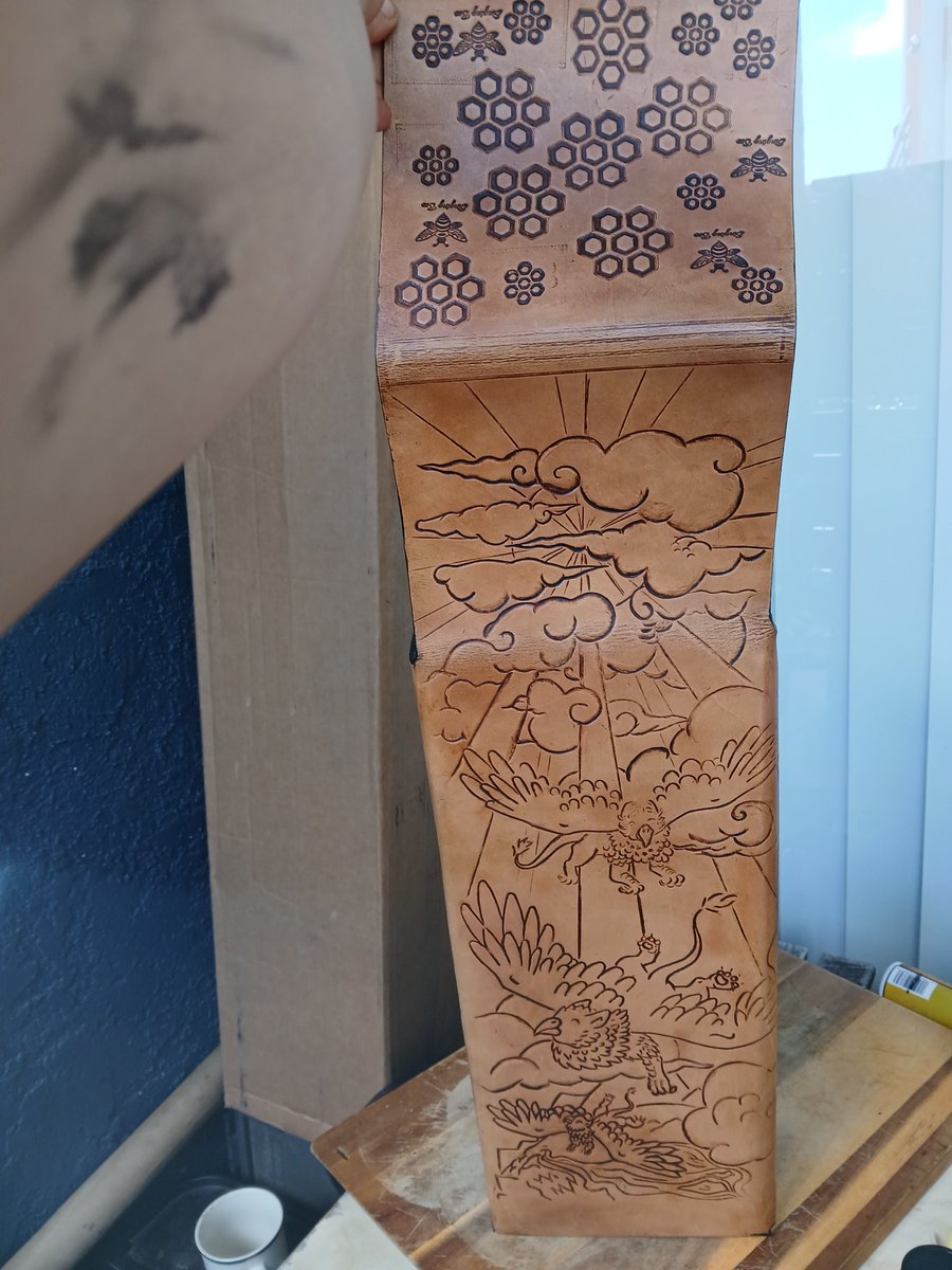 Singingbee tweet media