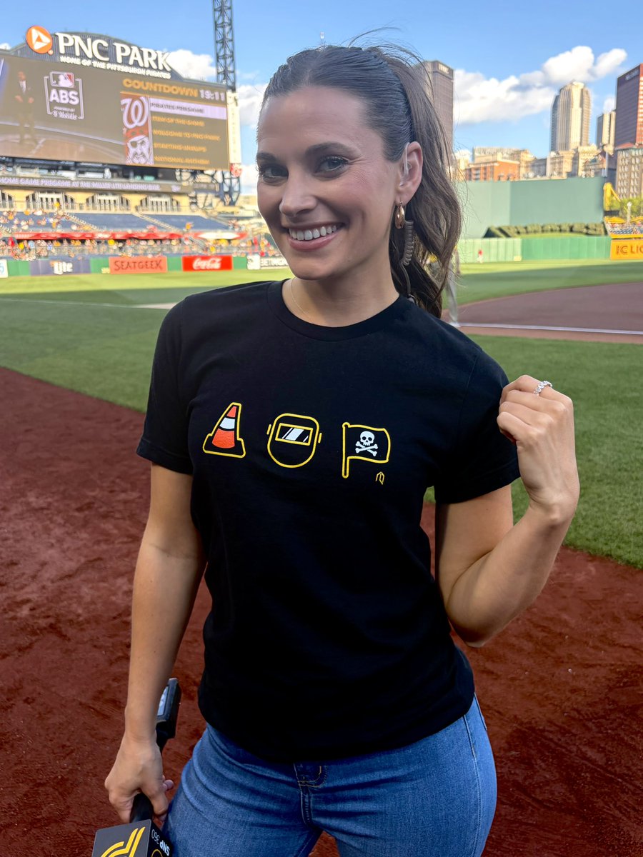 Hannah Mears tweet media