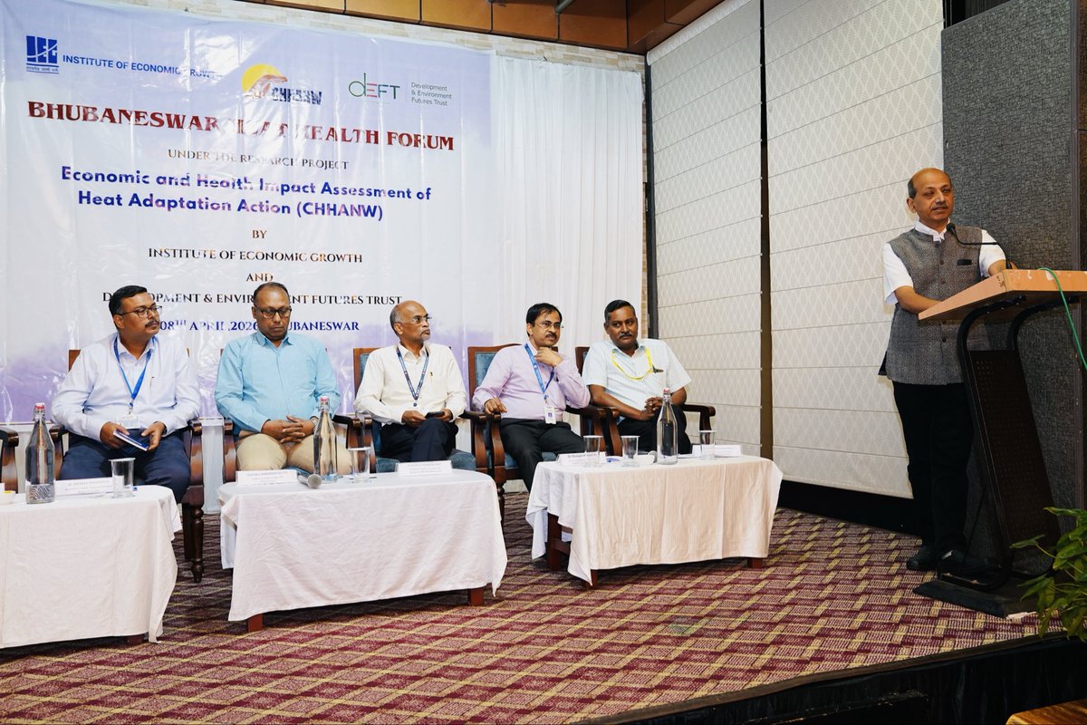 deft_india's tweet photo. Opening session was graced by Shri Kali Prasanna Mohapatra, IAS as Chief guest &amp; Smt. Swayamprava Mohanty, IAS as guest of Honor. Prof Purnamita Dasgupta, PI  &amp; Dr Arabinda Mishra (Co-PI) delivered  welcome address.
#HeatAction #ClimateChange #Bhubaneswar #PublicHealth #Odisha https://t.co/XVI5qFJryG