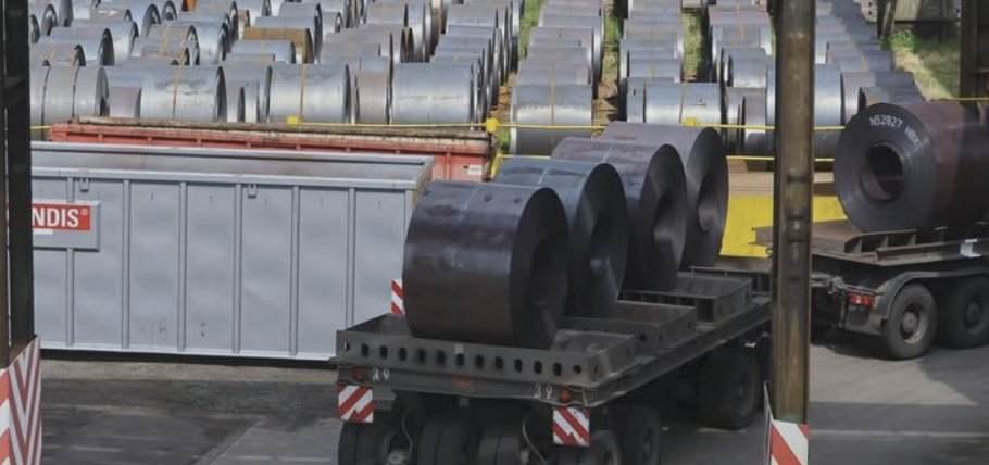 IronSteelToday's tweet image. EU agrees on near-halving of #steel imports uk.finance.yahoo.com/news/eu-agrees…