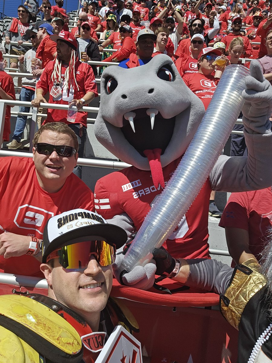 Lemon Guy tweet media