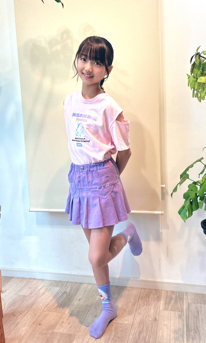 rea_model's tweet image. みんなおはよう🩵🩷🩵
今日は🎀いっぱいヘアアレンジだよー🎀🎀

#ヘアアレンジ　#小学生
#js  #通学コーデ