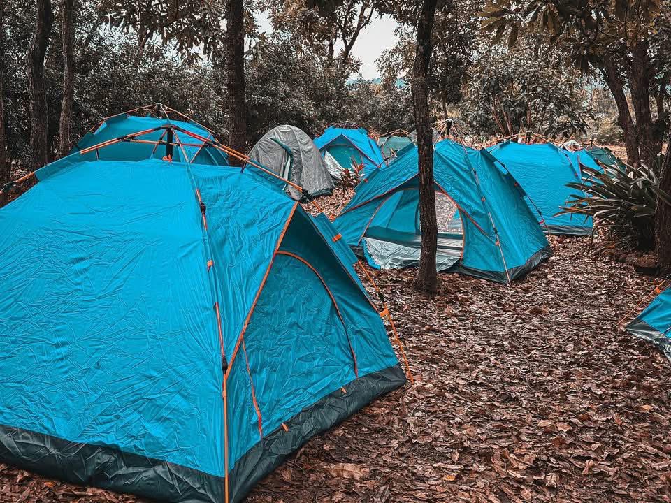 ElormBeenie's tweet image. #BongoFarms in #Klefe (behind the Weta Hills above the mountain belt in #Ho). To book/camp you can call 0598114452 — has a spacious kitchen area you can cook your own meals. Has Washroom &amp;amp; Toilet facility too. #VisitVolta