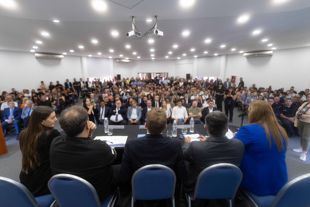 Federico Otermín tweet media