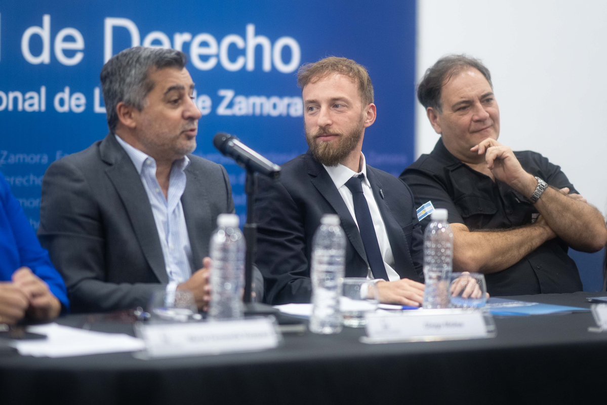 Federico Otermín tweet media