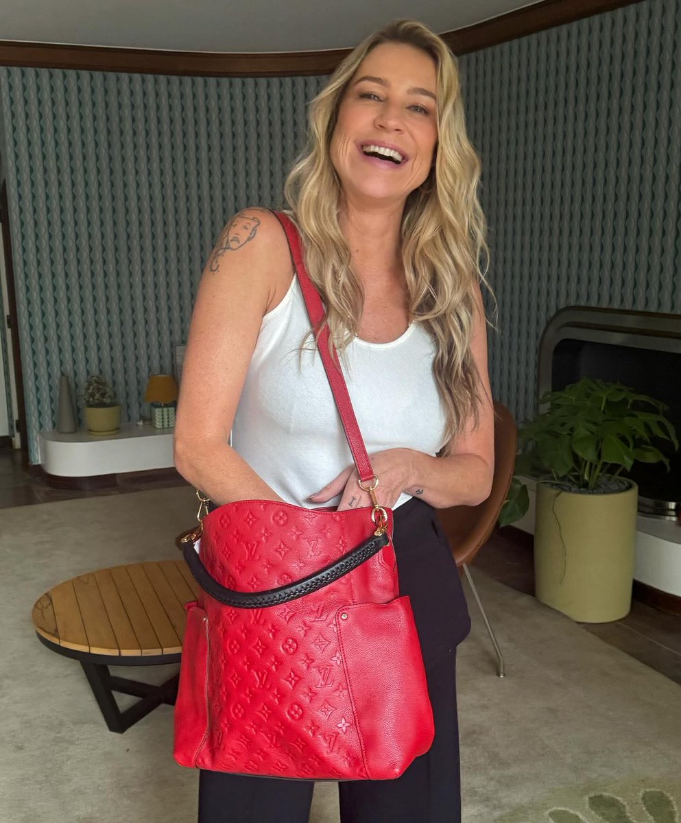 Polêmico tweet media