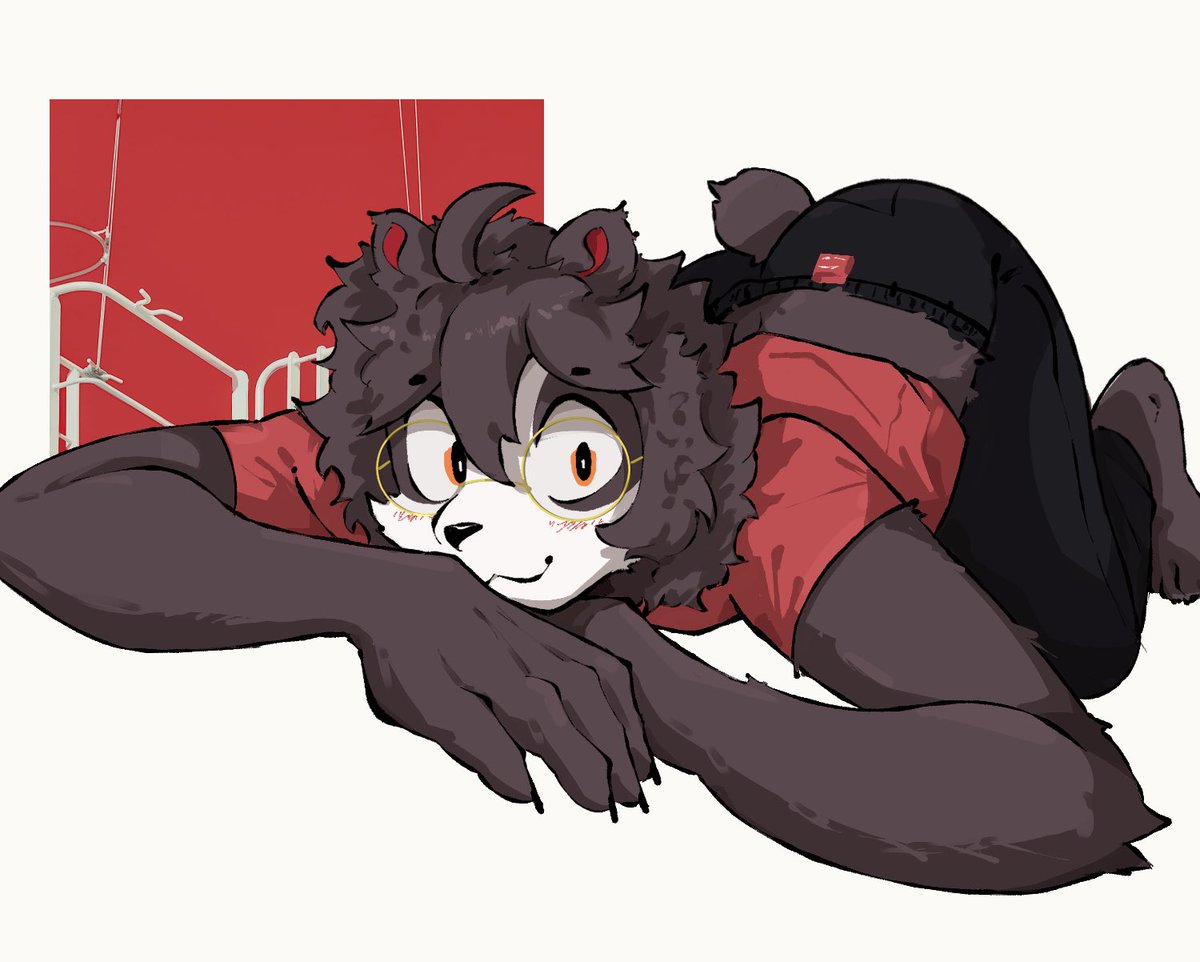 PomfyPanda tweet media