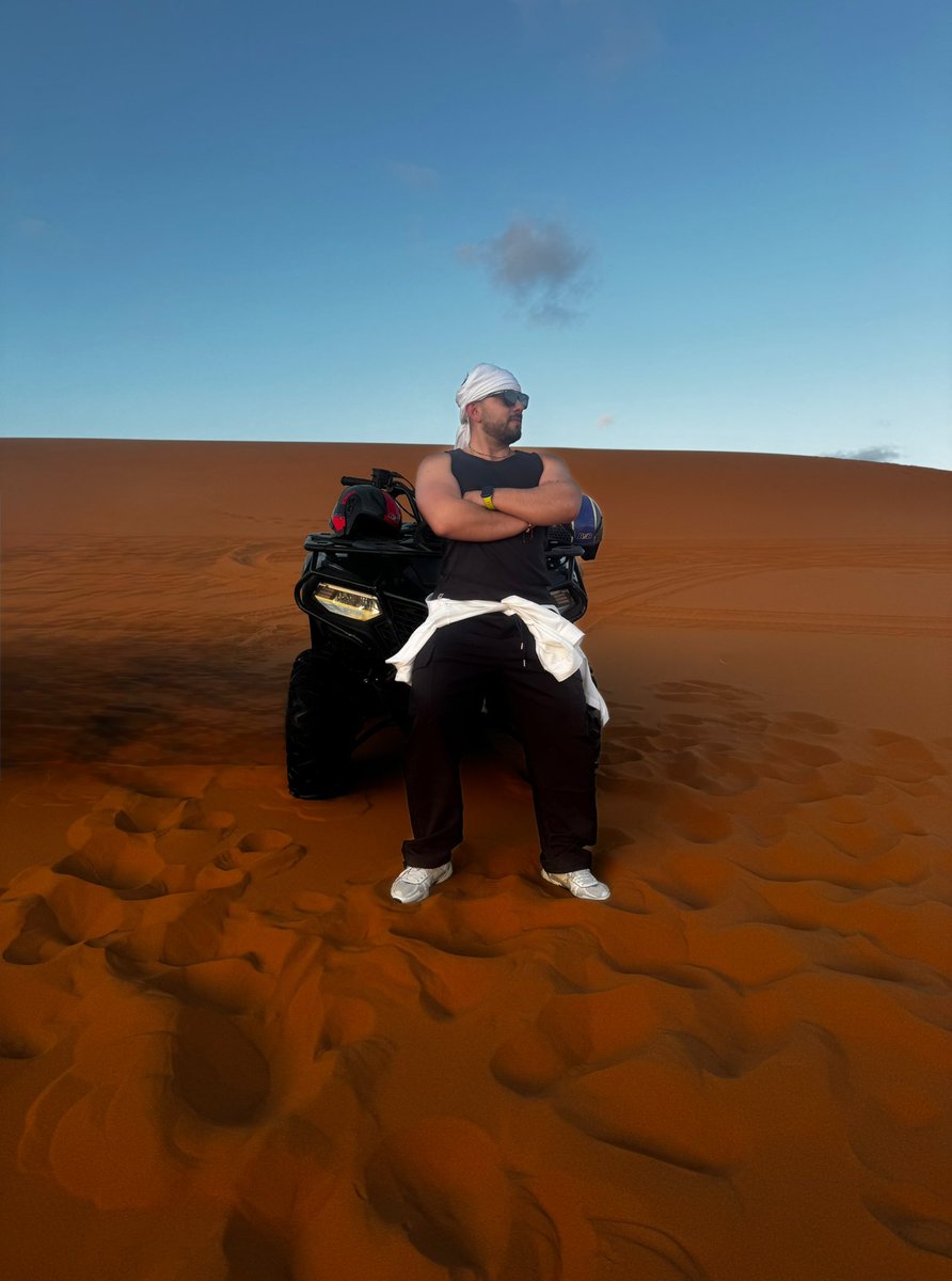 ferchopolas's tweet photo. #پاکستان #sahara #merzouga #marruecos https://t.co/e50wwZDG75