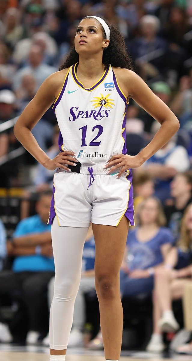 lakerslocked's tweet image. Rae Burrell re-signs with the Sparks!!

Let’s go!! I’m glad she’s back!!

#lasparks #WNBA