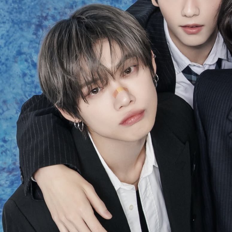 kiwi 𖣂 tweet media