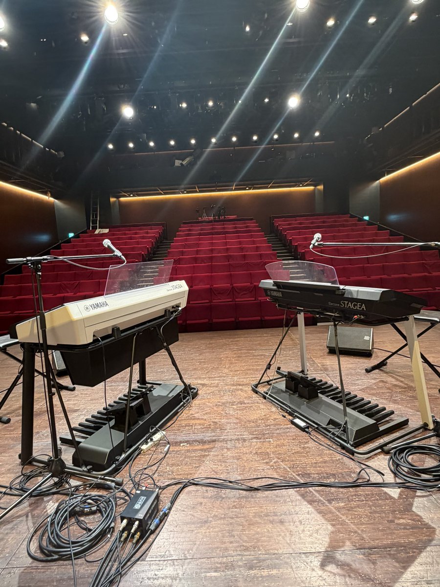 tom_tslb's tweet photo. 4/12（日）「エレ・メン！」LIVE！37th 東京公演Vol.11は、150名の温かいお客さまとともに、3時間15分の公演もあっと言う間。印象に残るライブとなりました。

続く「エレ・メン！」LIVE！は6/28（日）浜松公演🎹

ありがとうございました！

#エレメン #エレクトーンライブ  #座高円寺2 https://t.co/RxBsKSnSf1