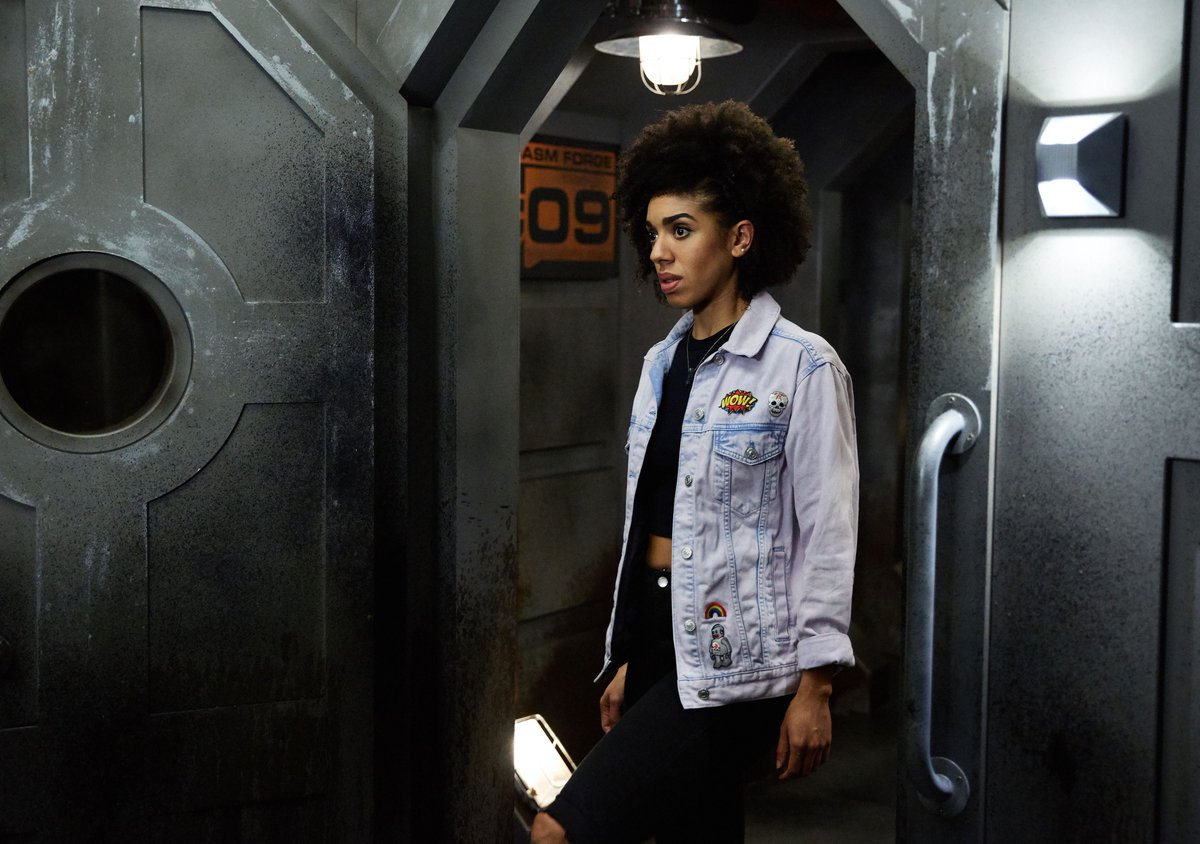 WhovianLife's tweet image. What is everyone's opinion on the Twelfth Doctor's companion Bill Potts? and what is your favourite story that she was in? 💫 #DoctorWho