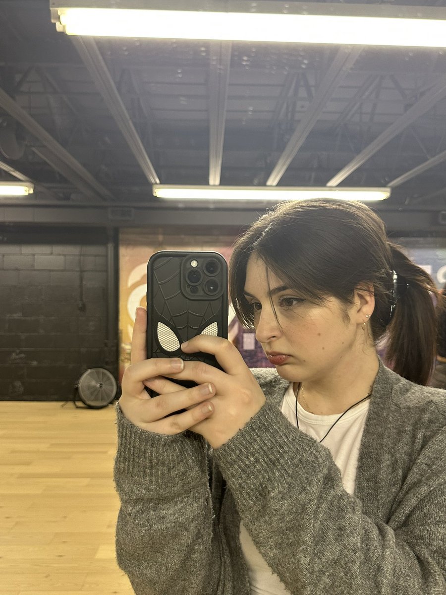 kris 𑣲⋆｡˚ tweet media