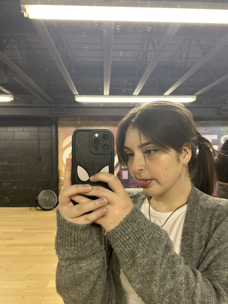 kris 𑣲⋆｡˚ tweet media