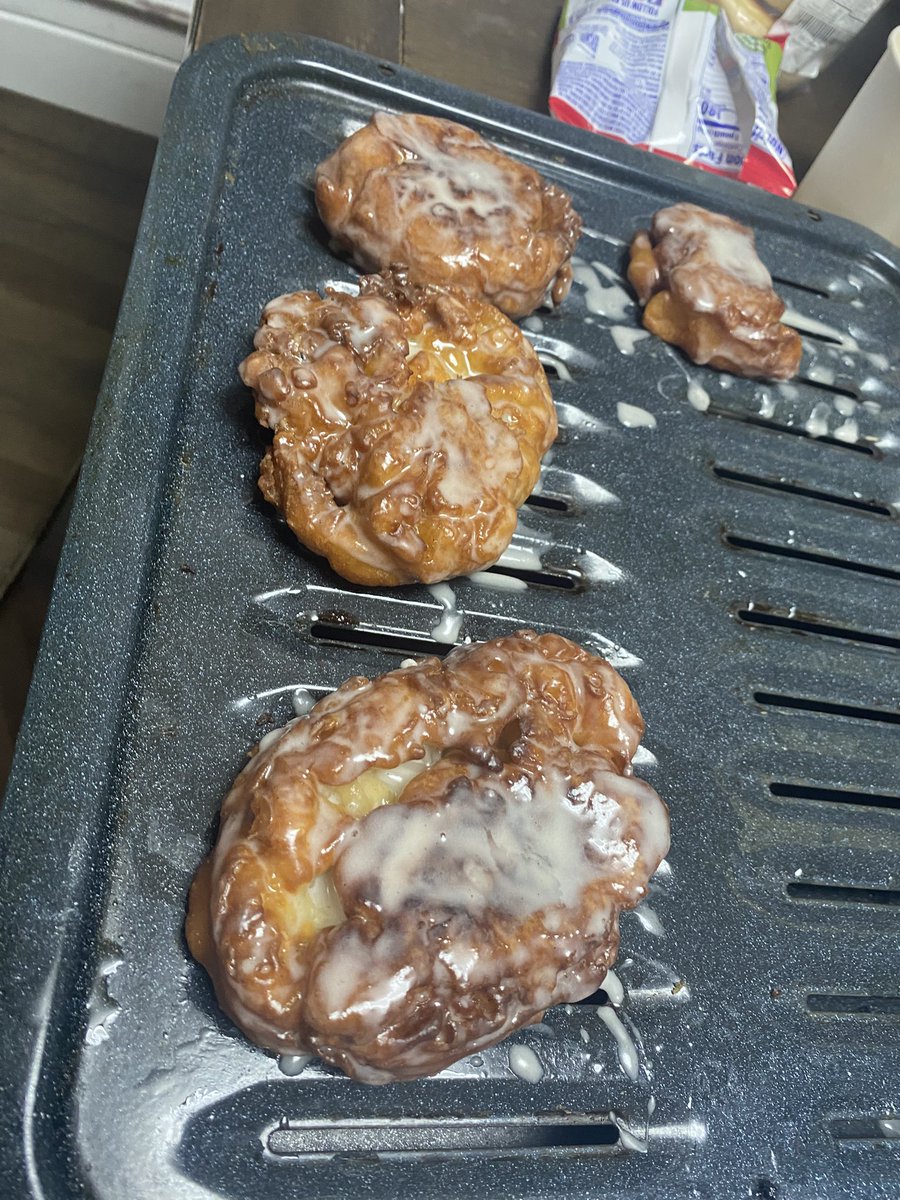 SconaScouta tweet media