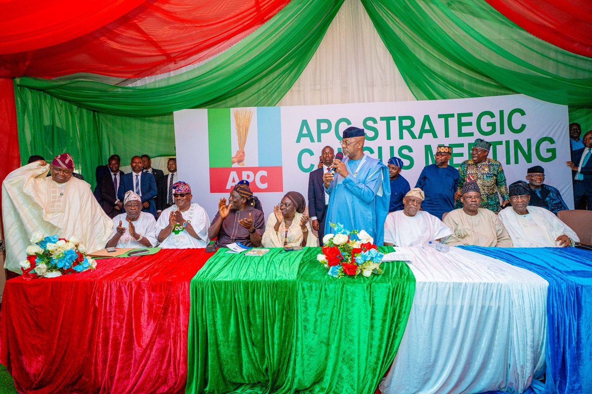 DapoAbiodunCON's tweet photo. As a party, we continue to grow stronger, more united, and better positioned to lead Ogun State into a new phase of development. We call on all members to remain focused, law-abiding, and aligned with our collective goal as we prepare for the forthcoming gubernatorial contest.

With this mandate, we are confident that Senator Adeola will build on the legacy of progress and deliver even greater dividends of democracy, in line with the aspirations of our founding fathers and the expectations of our people.

#APC #OgunState #DapoAbiodun #Consensus