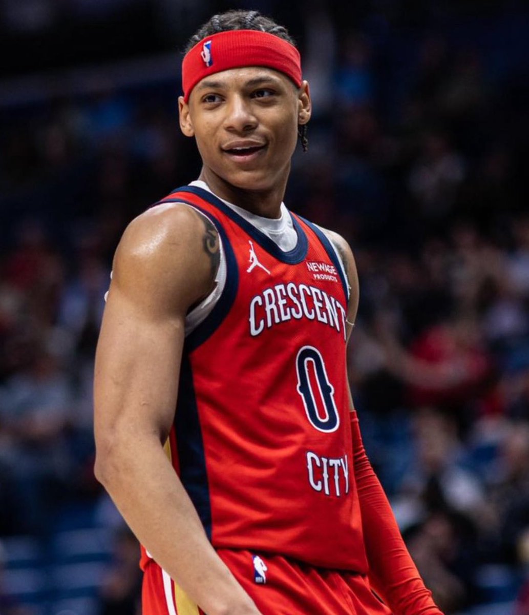 TheHoopCentral's tweet photo. Jeremiah Fears over the last 3 games to finish the season:

37.3 PPG
6.0 RPG
5.7 APG
2.7 SPG
48.8% FG
41.1 MPG

Future star. ⭐️ 🔥 https://t.co/2LKY5J0NuC